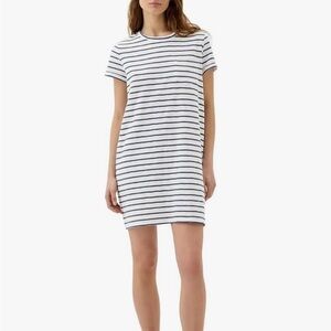 GAP Black and White Mini Dress Casual Crew Neck Short Sleeve